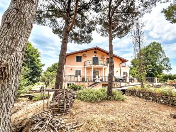 Villa via Vecchiuzzi Snc, Aci Bonaccorsi