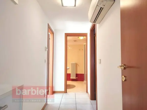 Locale Commerciale viale Dante, Cervia