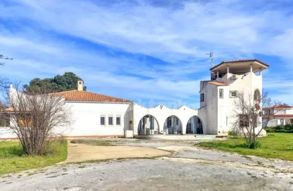 Villa viale Epipoli, Siracusa