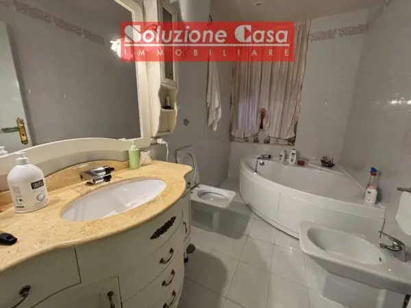 Casa Semindipendente via Murgetta 28, Canosa Di Puglia