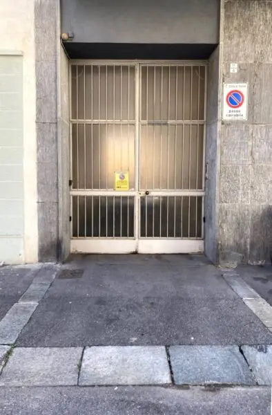 Magazzino via Sanfront 11, Torino