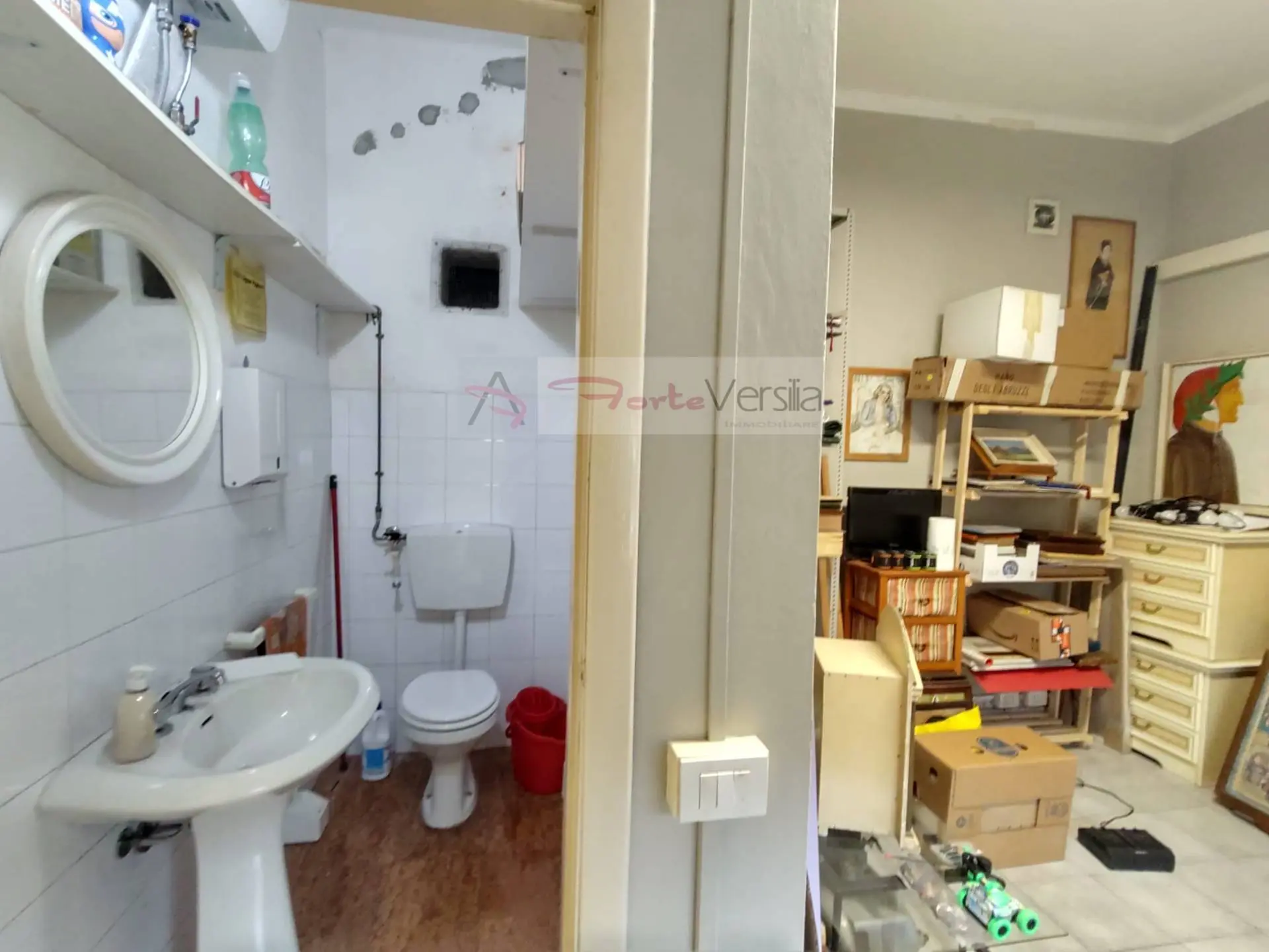 Immagine per Ufficio in vendita a Camaiore  