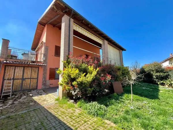 Villa via, Alessandria