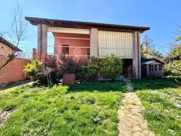 Villa via, Alessandria
