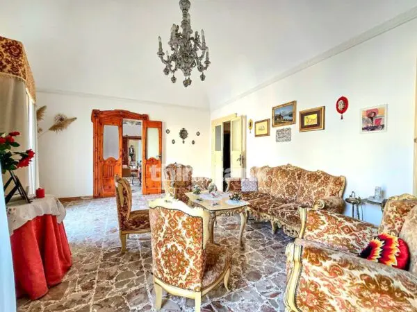 Appartamento via Campailla 12, Modica