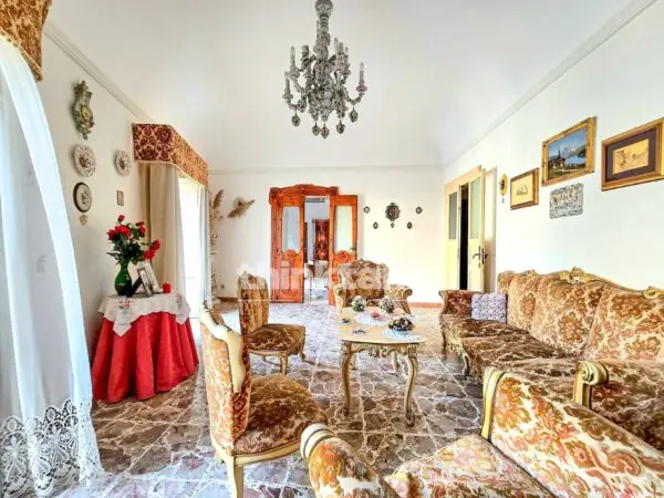 Appartamento via Campailla 12, Modica