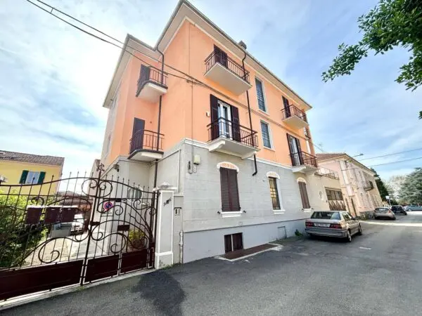 Stabile/Palazzo via, Alessandria