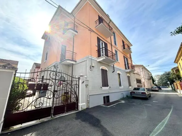 Stabile/Palazzo via, Alessandria