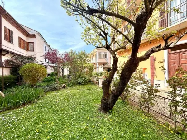 Stabile/Palazzo via, Alessandria