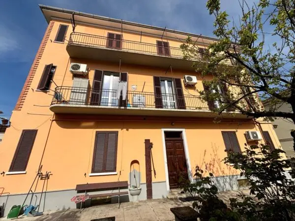Stabile/Palazzo via, Alessandria