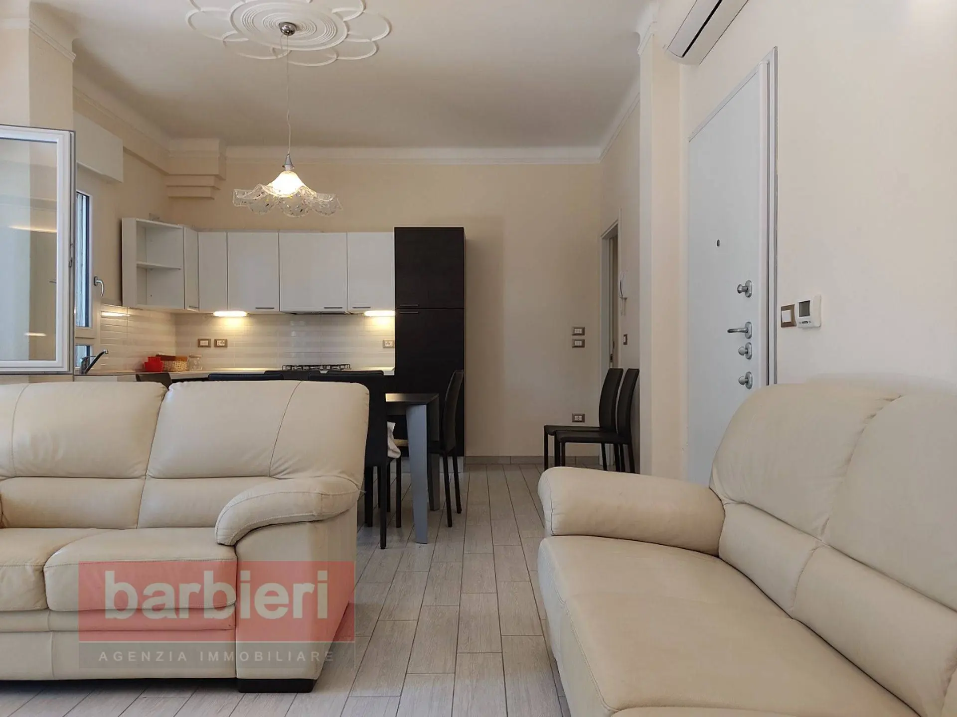 Immagine per Appartamento in affitto a Cervia viale vittorio veneto 21