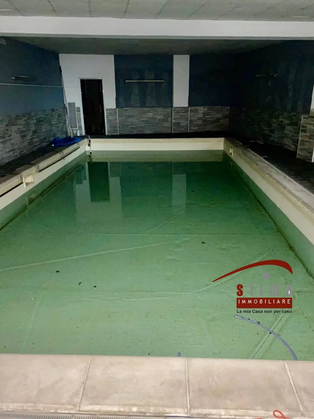 Immagine per Locale Commerciale in affitto a Siracusa via Basento 20