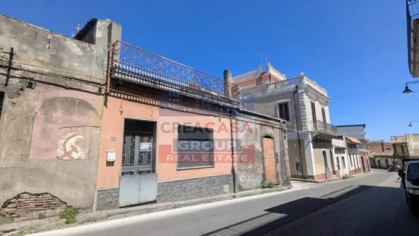 Casa Indipendente via Lapide Nuova, Calatabiano