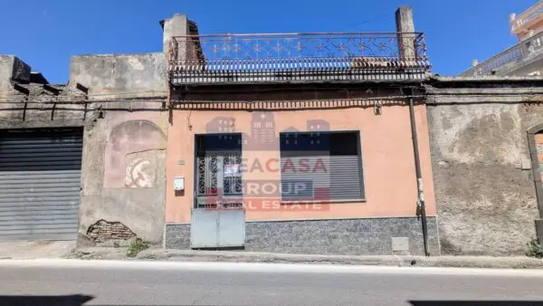 Casa Indipendente via Lapide Nuova, Calatabiano