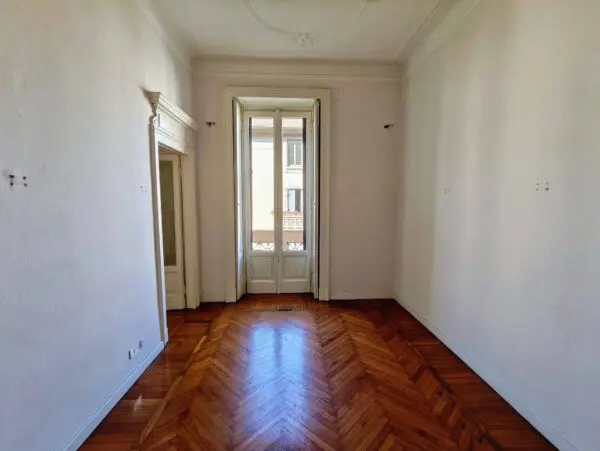 Appartamento via Spartaco 10, Milano