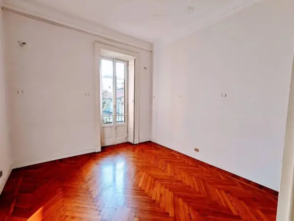 Appartamento via Spartaco 10, Milano