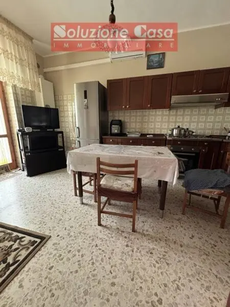 Appartamento Via Formia 19 E 21, Canosa Di Puglia