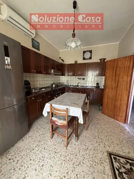 Appartamento Via Formia 19 E 21, Canosa Di Puglia