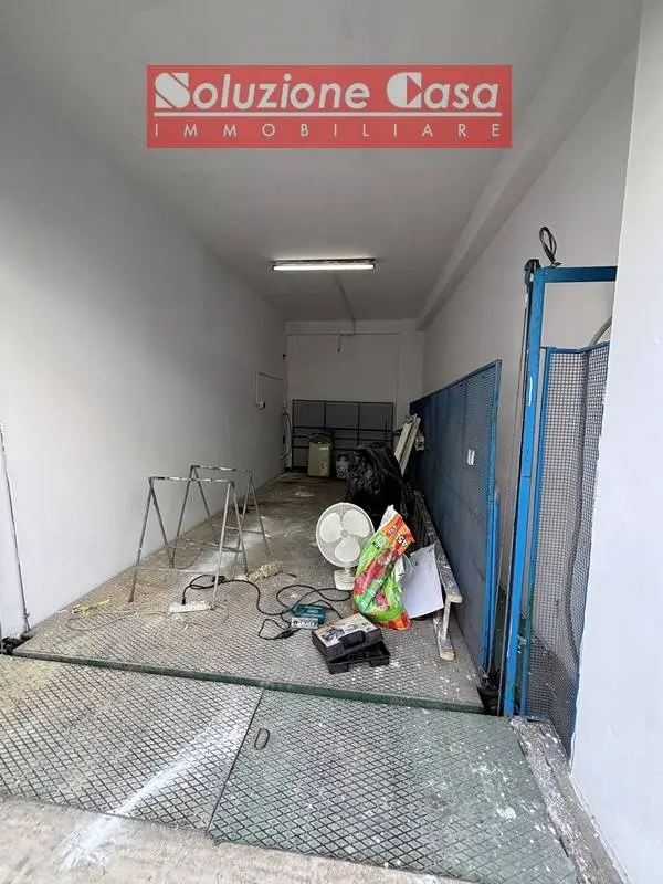 Immagine per Box / Posto auto in vendita a Canosa di Puglia via Beatrice Portinari