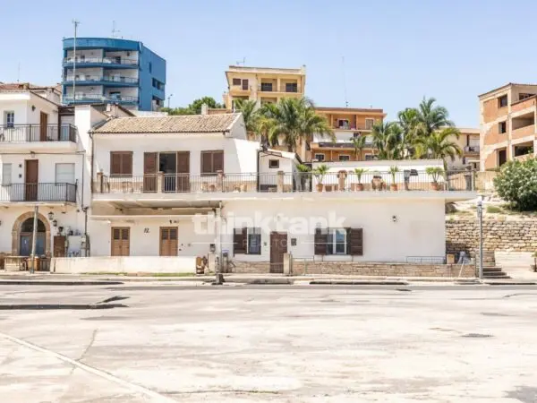 Villa via Lido Snc, Sciacca
