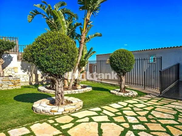 Villa via Lido Snc, Sciacca