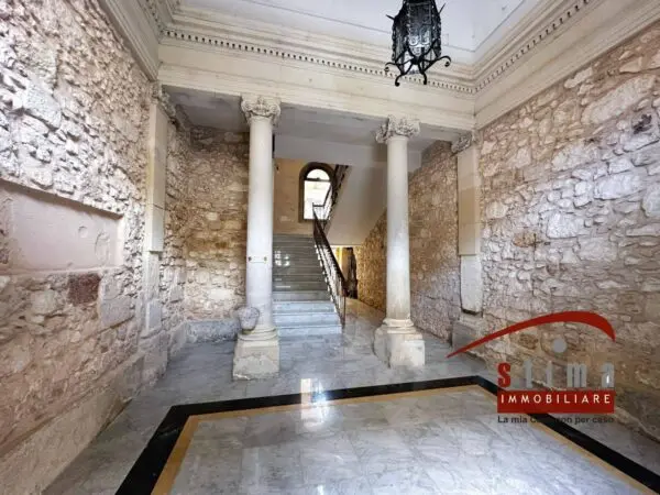 Appartamento corso Umberto 89, Siracusa