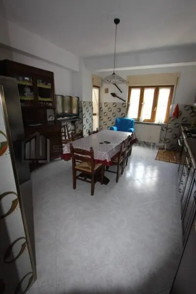 Appartamento via Alcide De Gasperi 17, Rogliano
