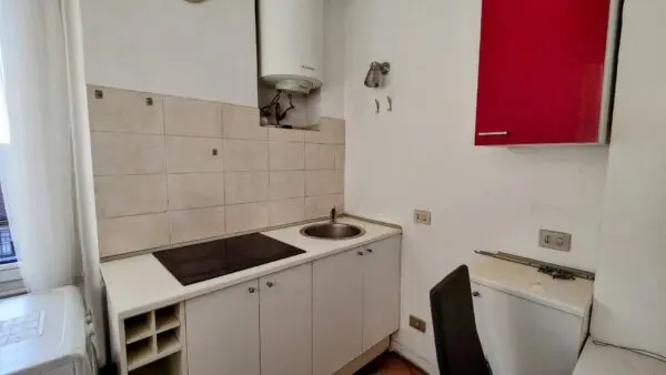 Appartamento via Spartaco 10, Milano