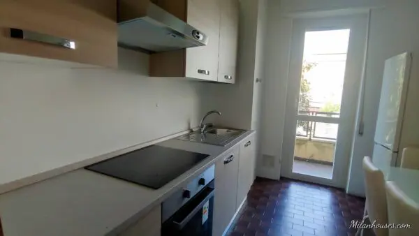 Appartamento via Andrea Maffei 10, Milano