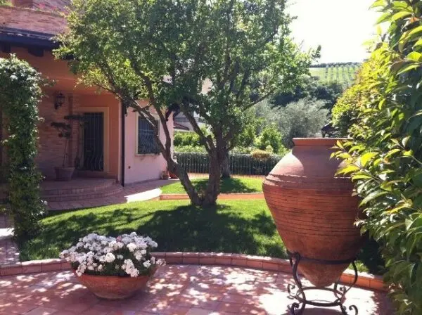 Villa Trifamiliare Pineto