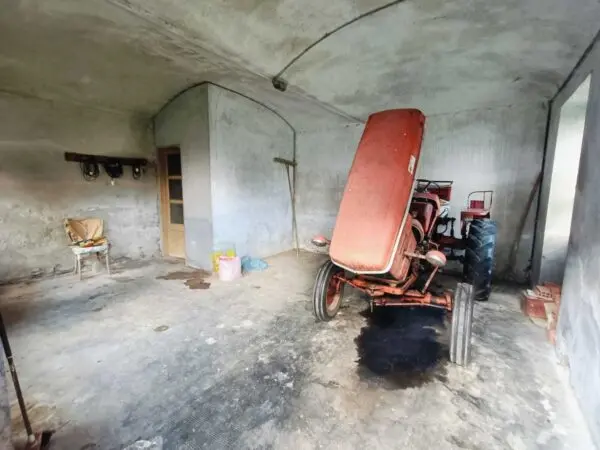Magazzino 1, Front