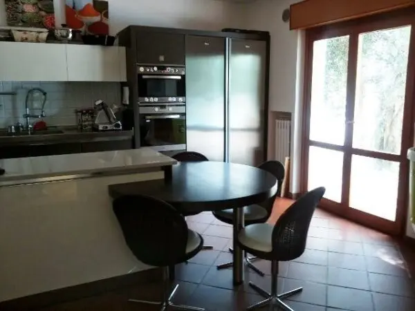 Villa via Prima Collina, Ascoli Piceno