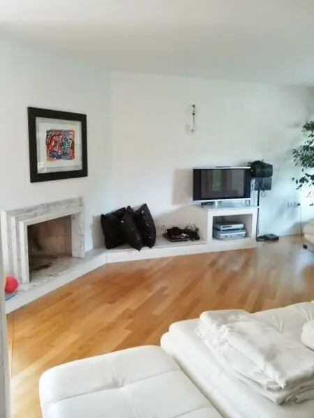 Villa via Prima Collina, Ascoli Piceno