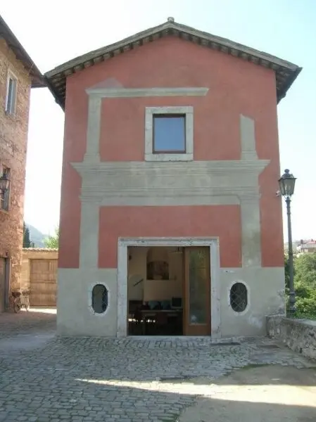 Villa Trifamiliare via Centro Storico, Ascoli Piceno