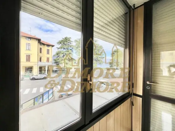 Trilocale piazza Garibaldi 10, Luino