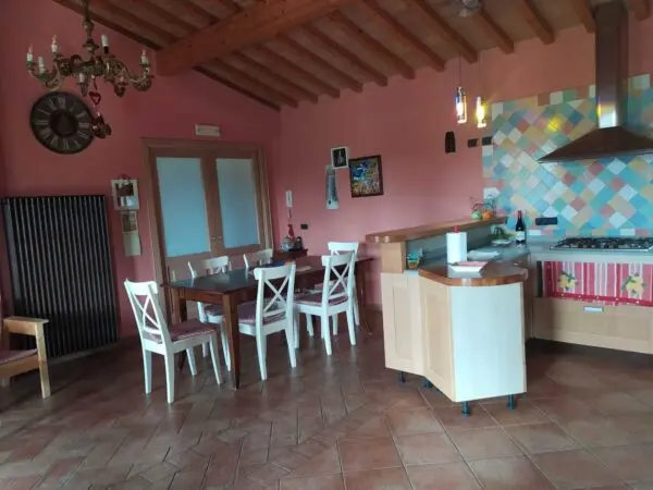 Villa strada Di Campo Sardella, Amelia