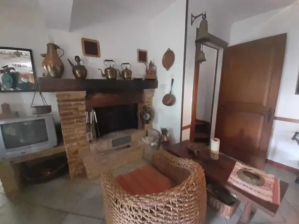 Villa via Chiaravallese, Osimo