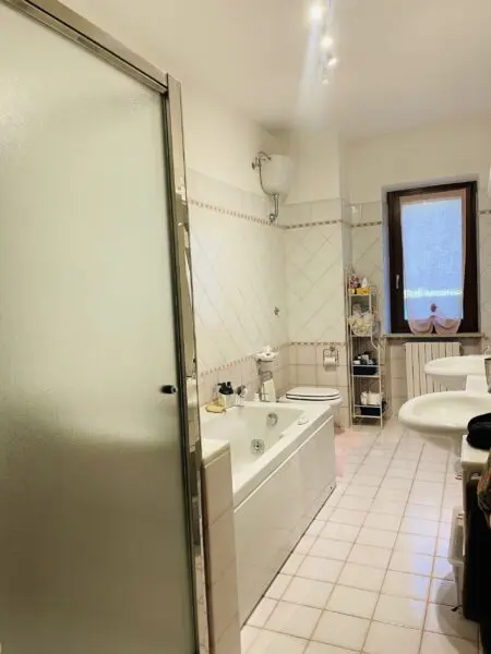 Villa A Schiera via Monte Carpegna, Ancona