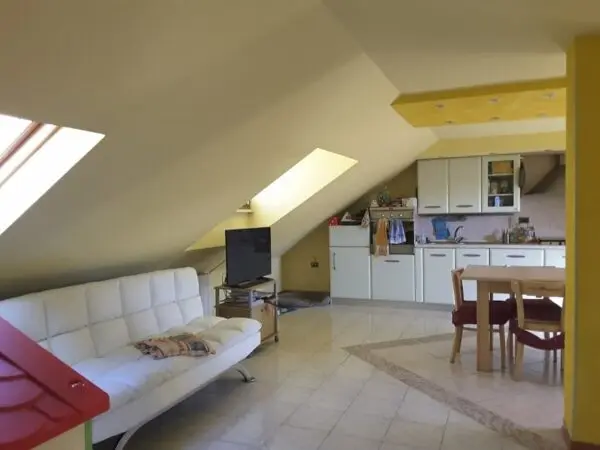 Villa A Schiera via Monticelli, Ascoli Piceno
