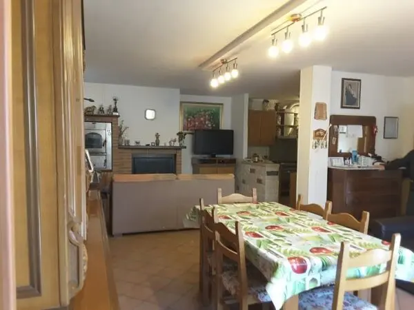 Villa A Schiera via Monticelli, Ascoli Piceno