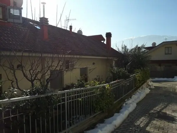 Villa A Schiera via Monticelli, Ascoli Piceno