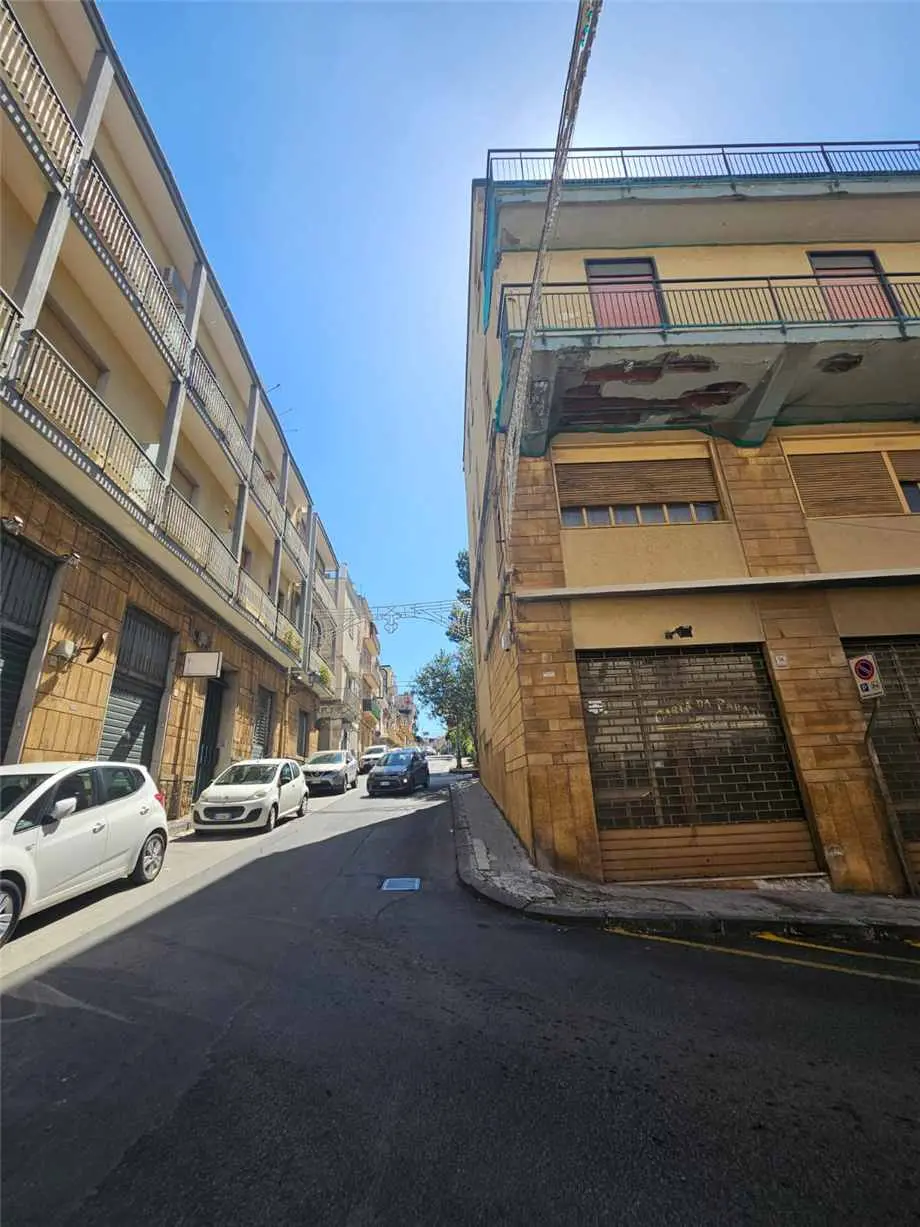 Immagine per Stabile - Palazzo in vendita a Lentini via Giuseppe Verdi