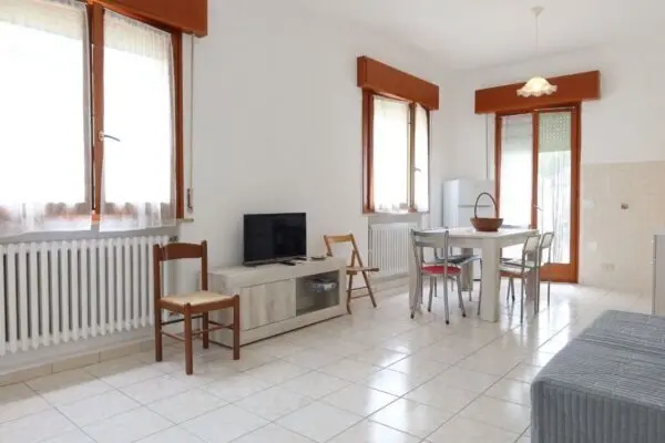 Appartamento via Campania 12, Cervia