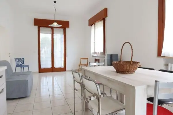 Appartamento via Campania 12, Cervia