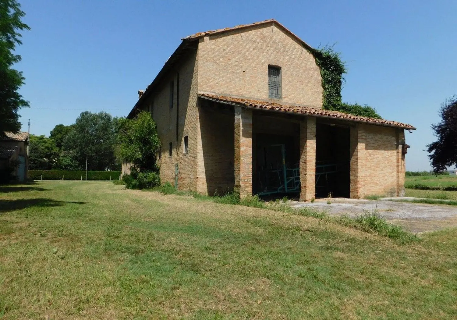 Immagine per Rustico/Casale in vendita a Ravenna Chiavica Fenaria 