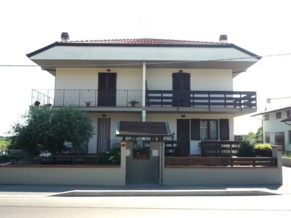 Immagine per Villetta a schiera in vendita a Cervia Beneficio II° Tronco 