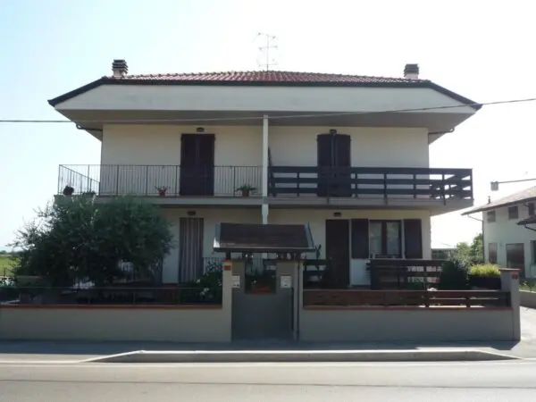 Immagine per Villetta a schiera in vendita a Cervia Beneficio II° Tronco 