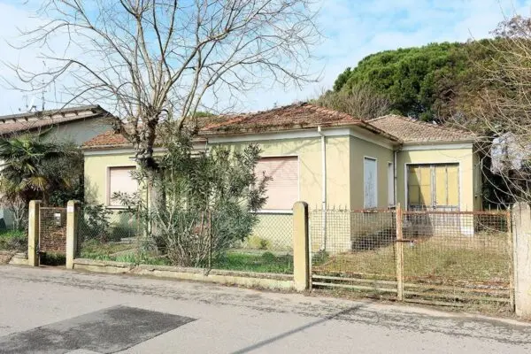 Villa via Lazio, Cervia