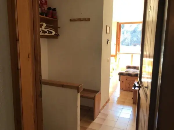 Appartamento via Iv Novembre, Cesana Torinese