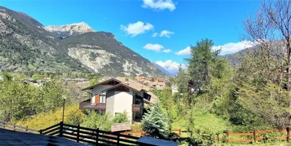 Appartamento via Dei Laghi, Oulx